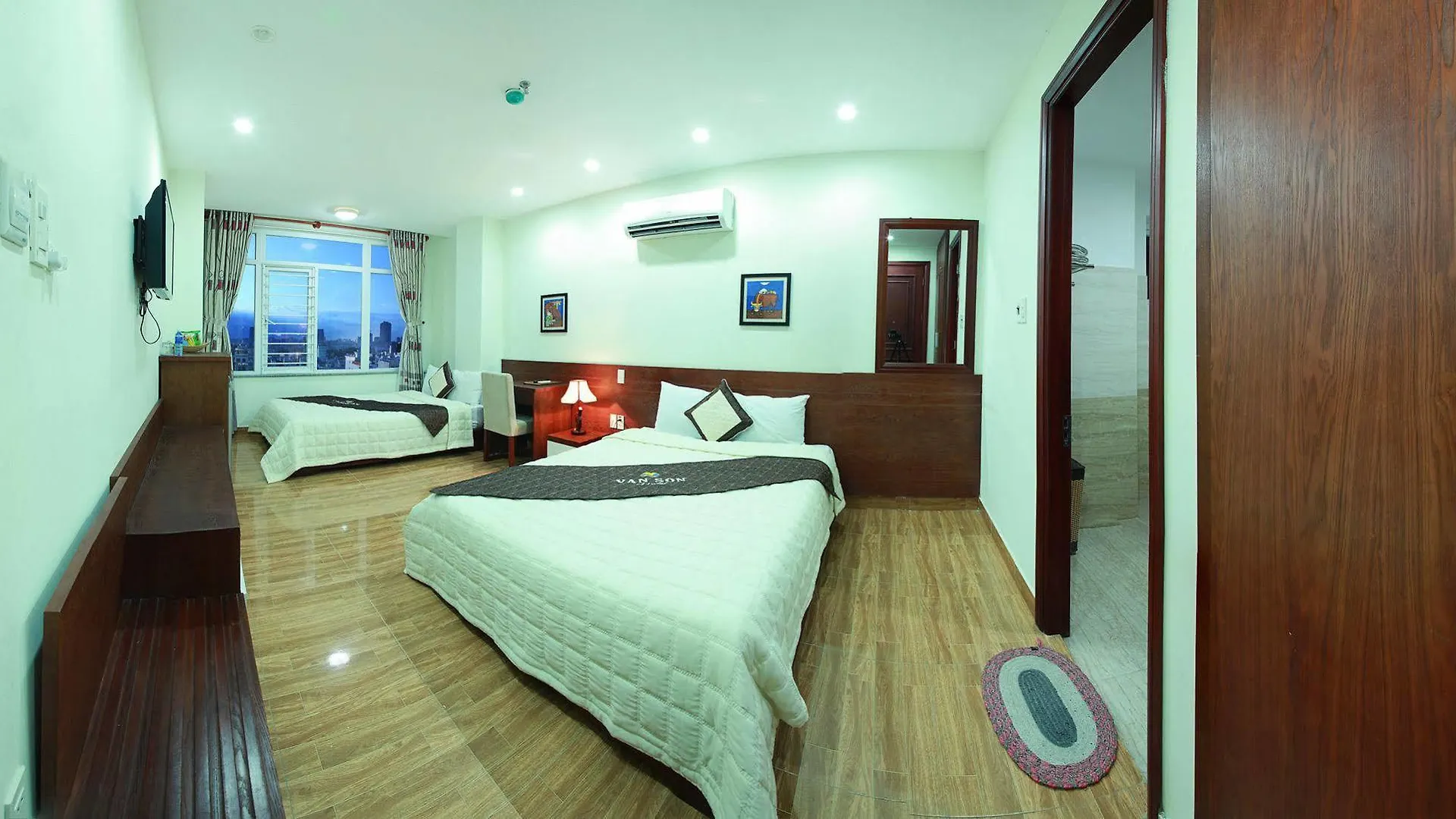 Van Son Hotel Da Nang 3*,